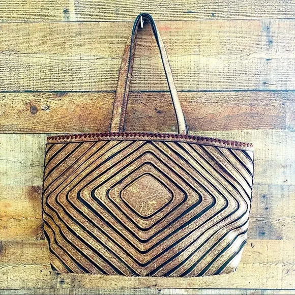 Black Rivet Tote - Picture 1 of 6